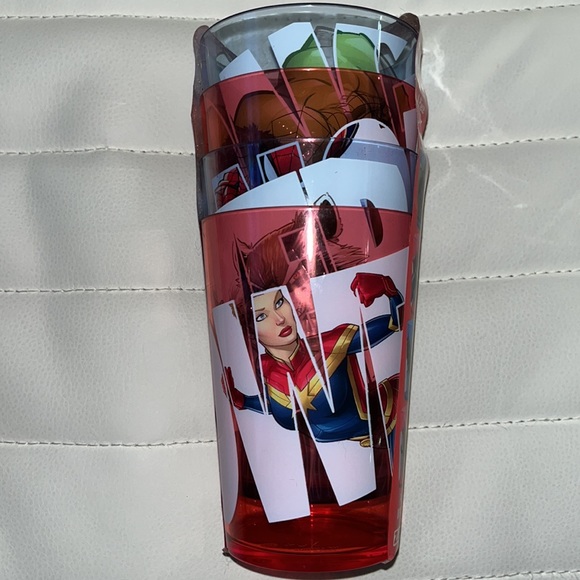 ✨Reduced NWT MARVEL beanie “ Captain Marvel “ 4 Piece Tumbler - Picture 7 of 9